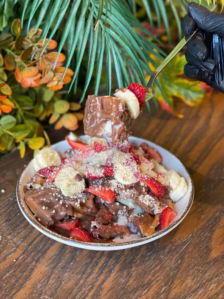 Waffle Salata  (Oreo veya Lotuslu + 5tl)