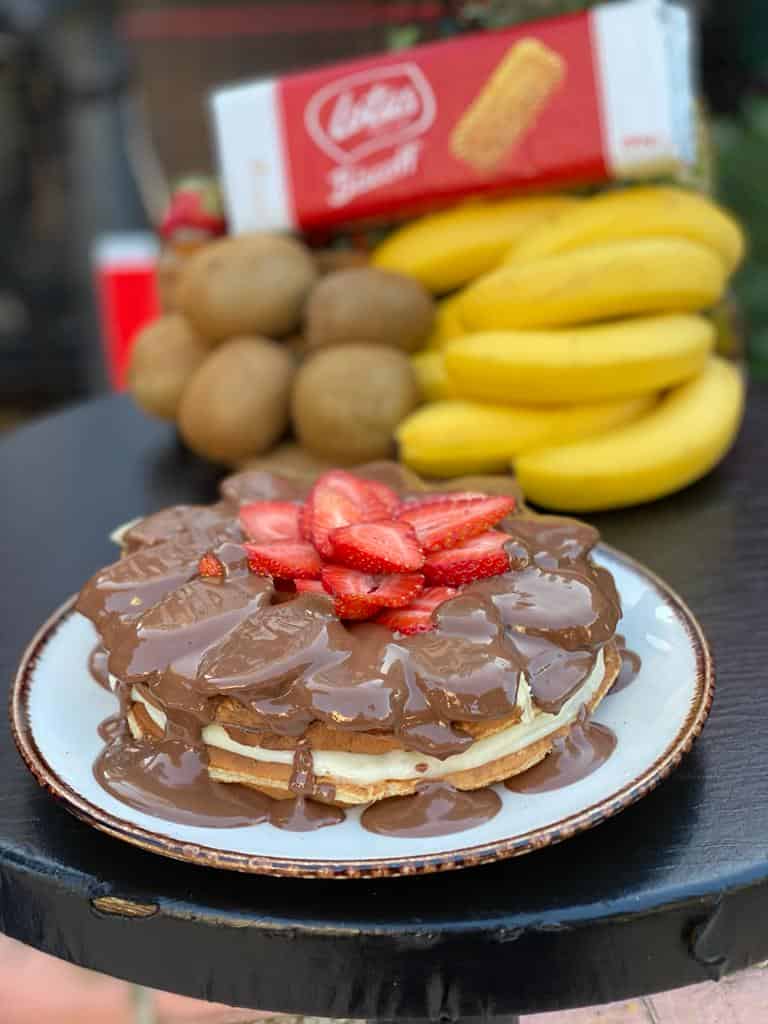 Pastacı Kremalı Double Waffle (Oreo veya Lotuslu + 5tl)